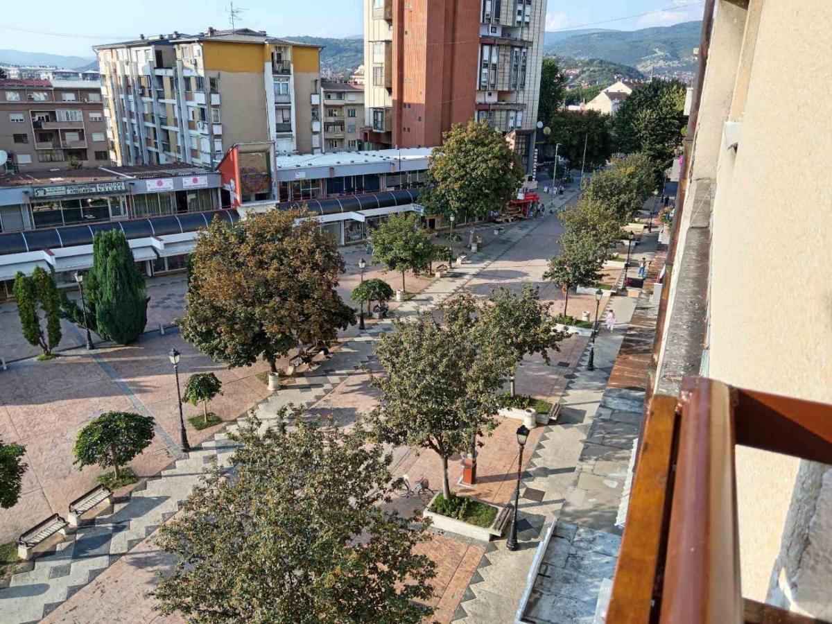 Red Square Apartment بايرت المظهر الخارجي الصورة