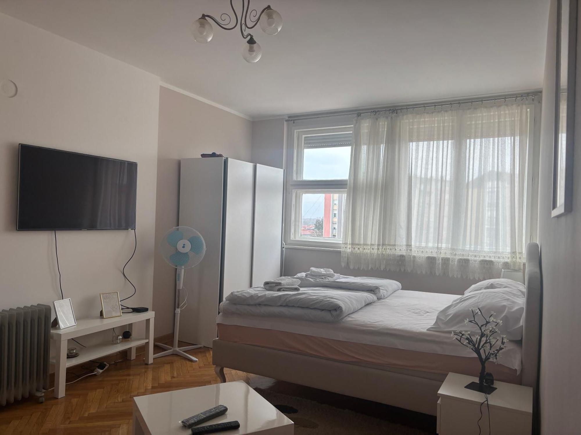 Red Square Apartment بايرت المظهر الخارجي الصورة