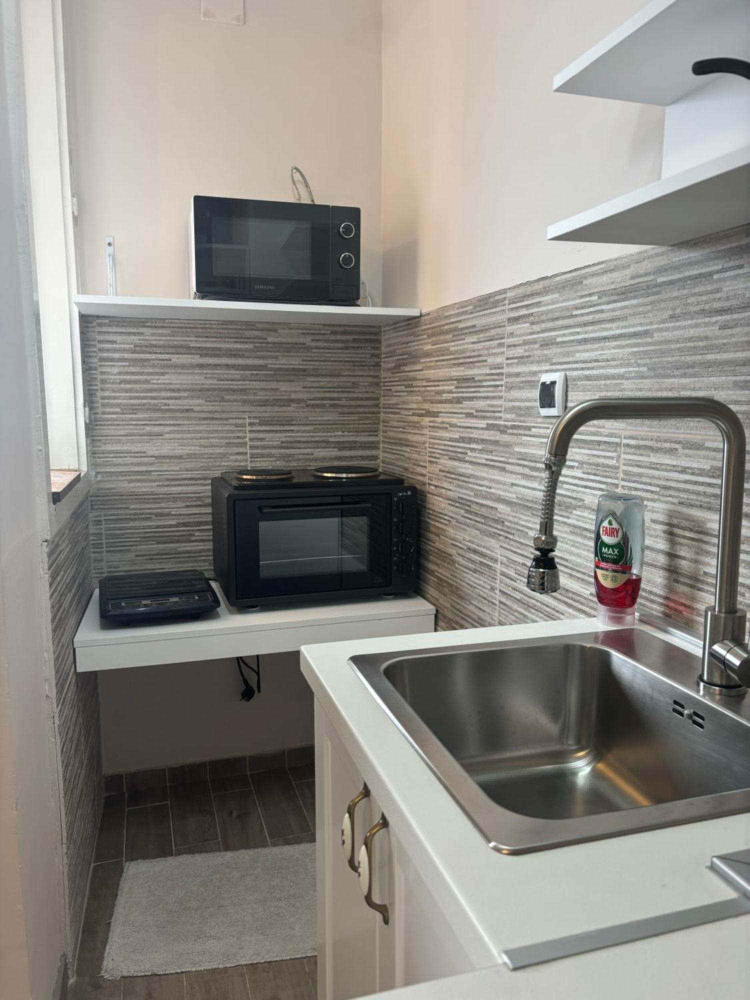 Red Square Apartment بايرت المظهر الخارجي الصورة