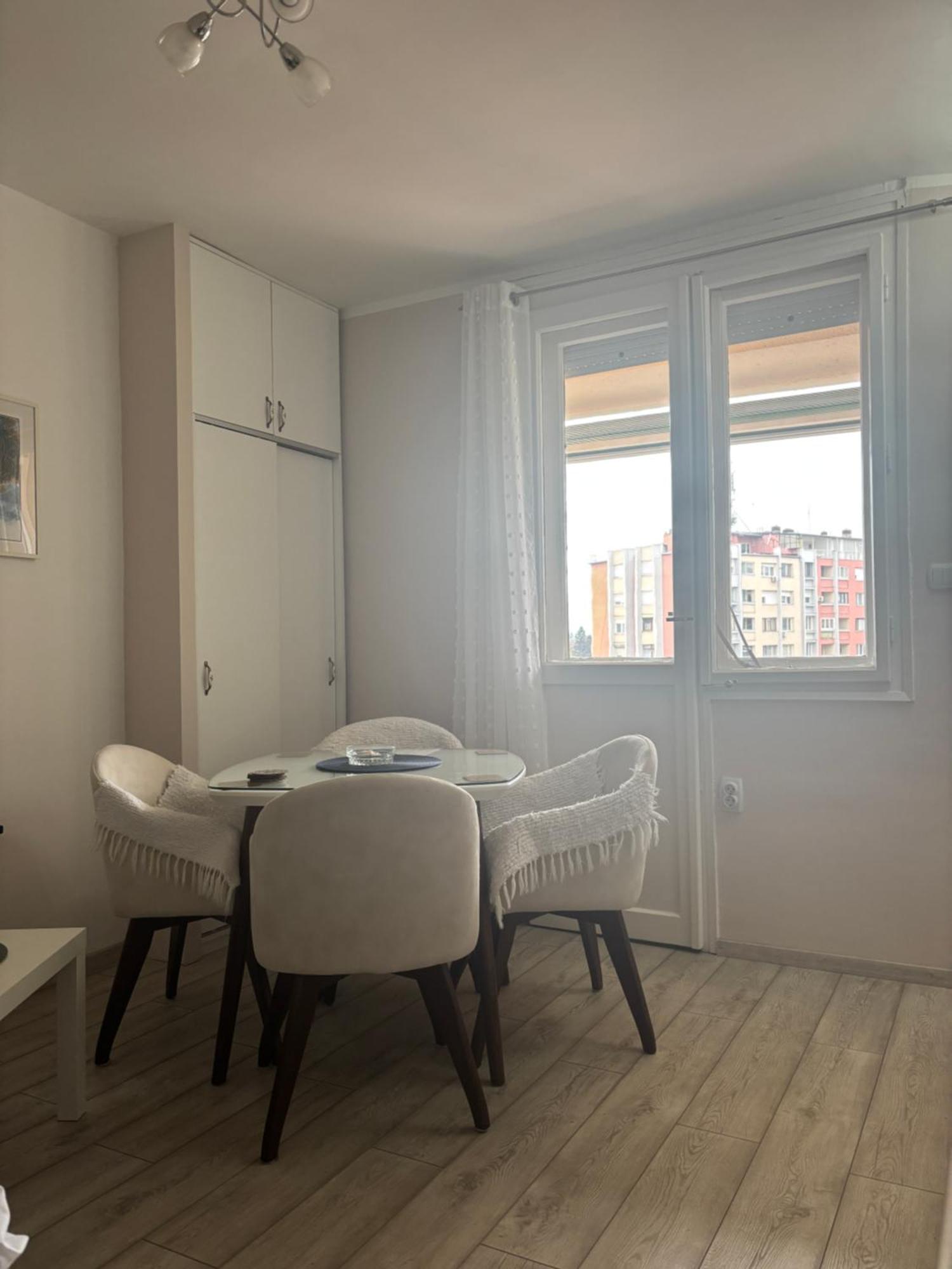 Red Square Apartment بايرت المظهر الخارجي الصورة